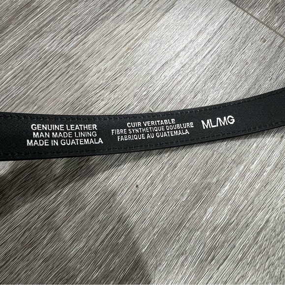 Medium/large Black Leather Belt genuine leather - Picture 3 of 3